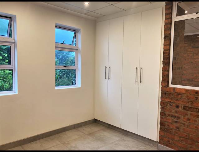 2 BEDROOM APARTMENT FOR SALE IN HILTON CENTRAL